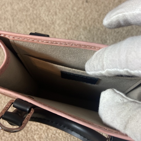 NEW - LOUIS VUITTON EPI LEATHER PETITE SAC PINK CROSSBODY DUSTBAG AND BOX - Picture 5 of 8